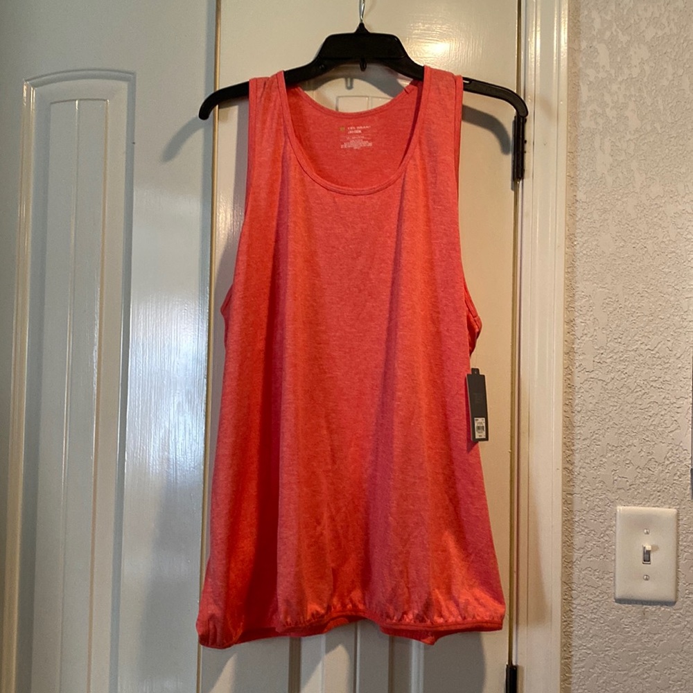 Two GEAR 1x athletic top NWT